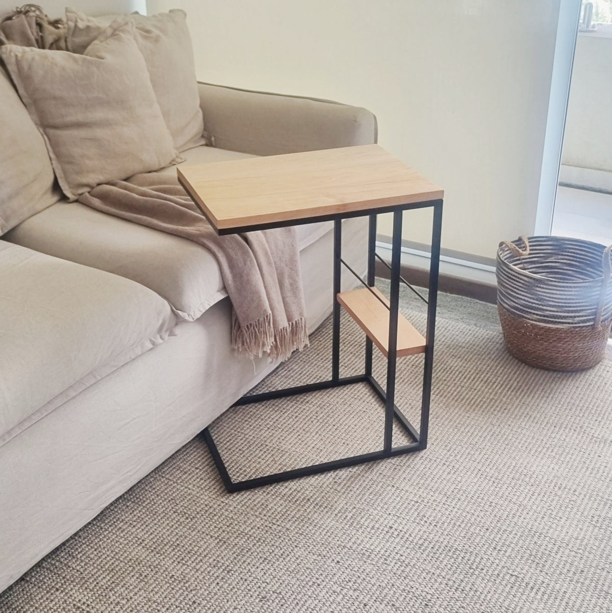 mesa lateral madera