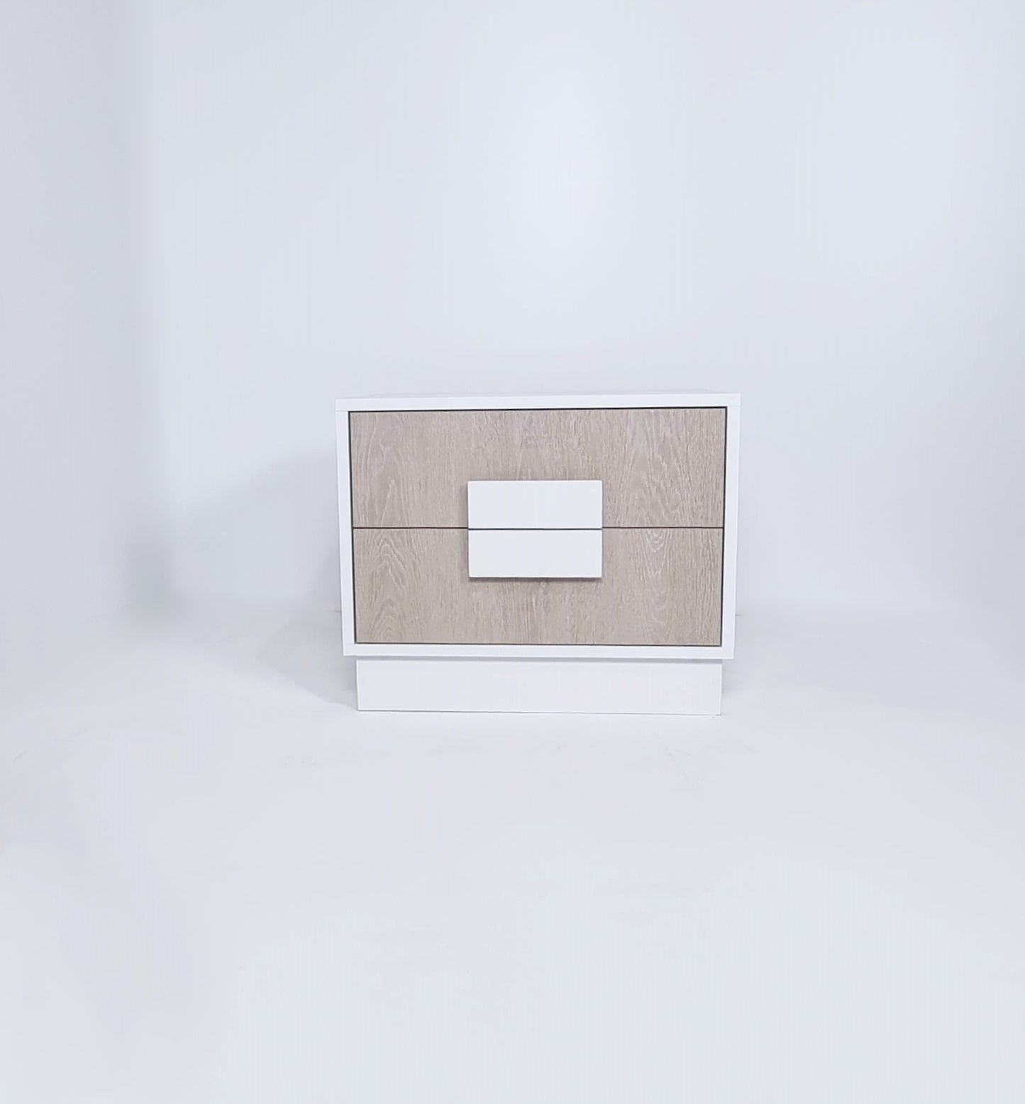 velador blanco y café