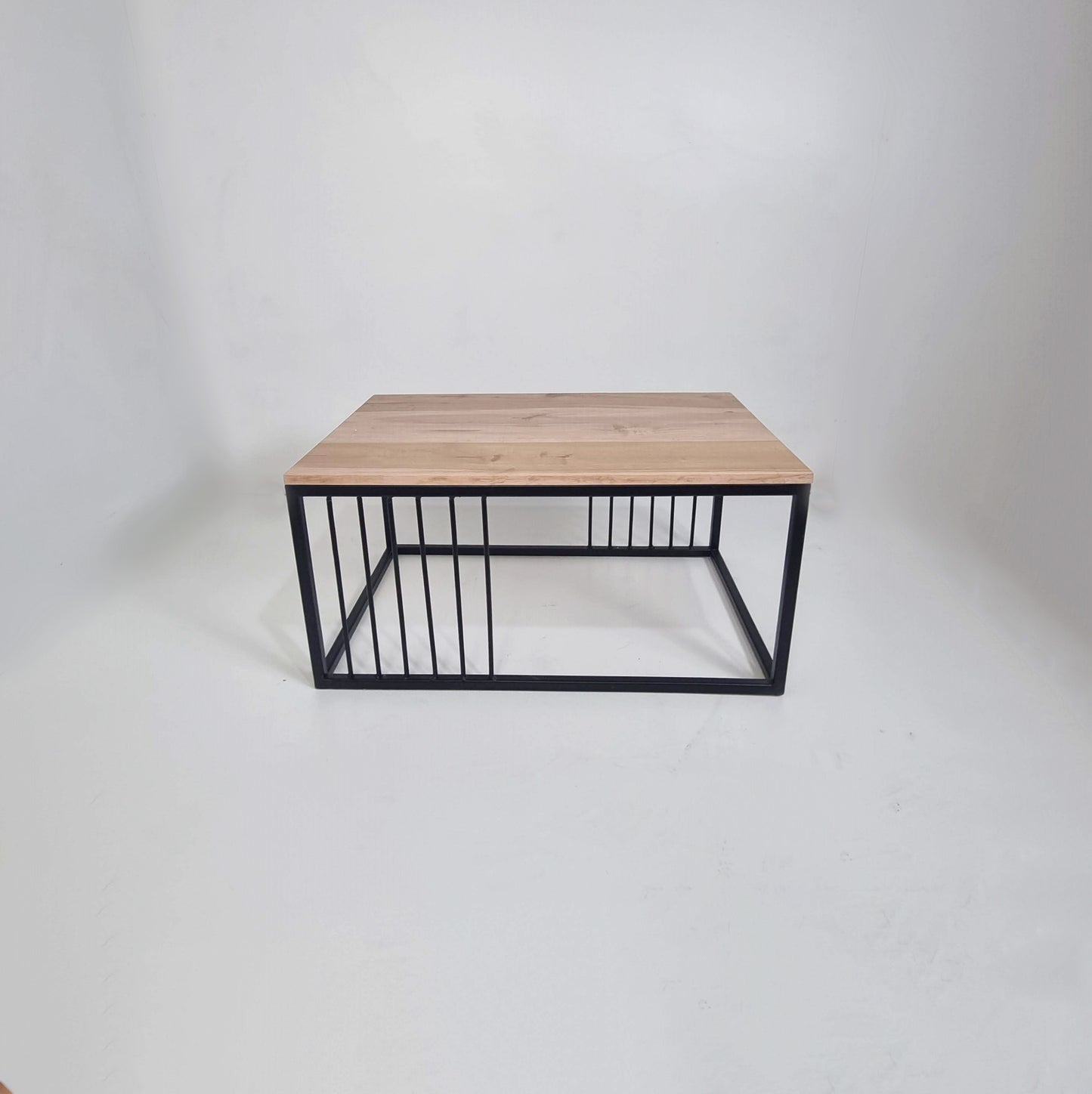 mesa de centro diseño industrial