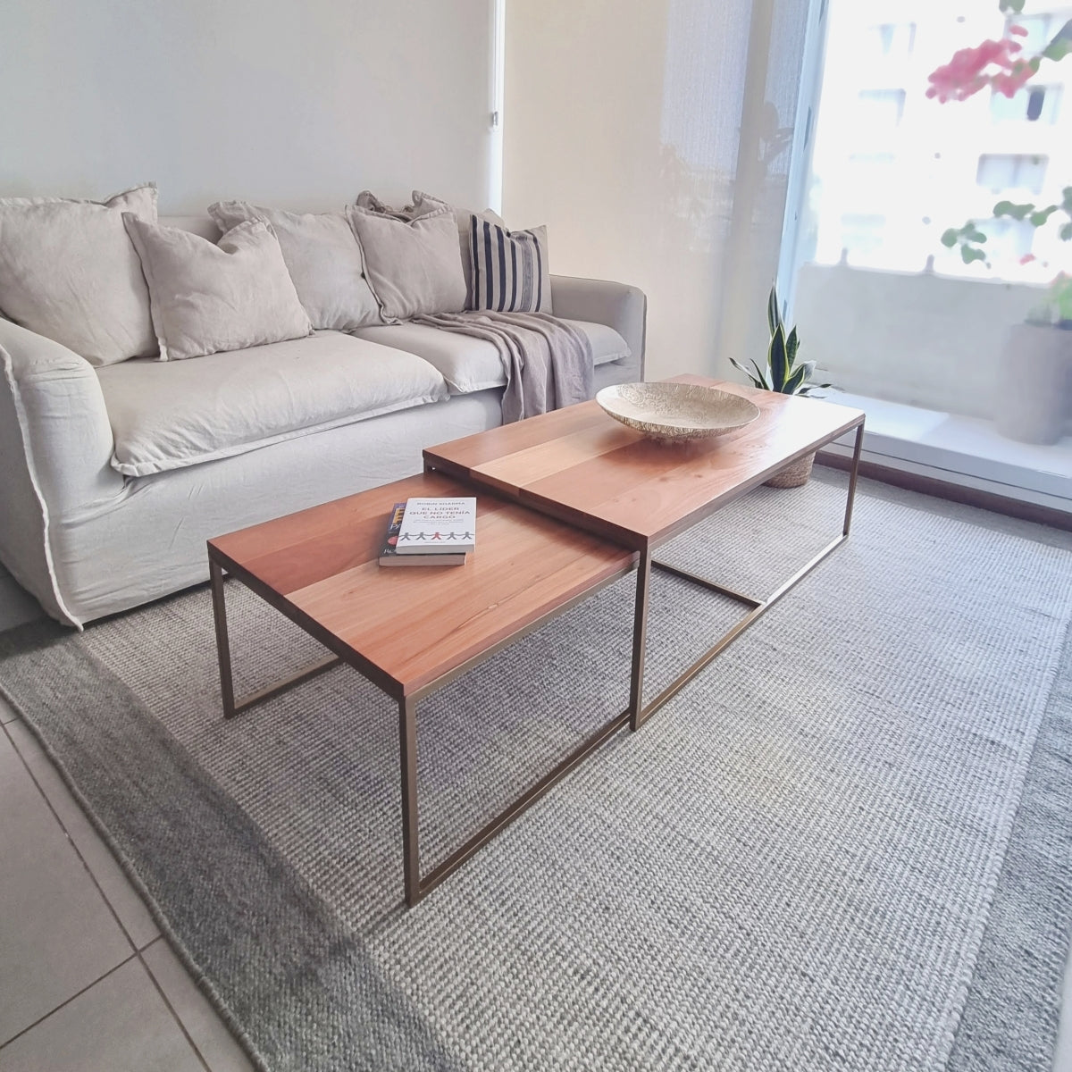 mesa de centro roble