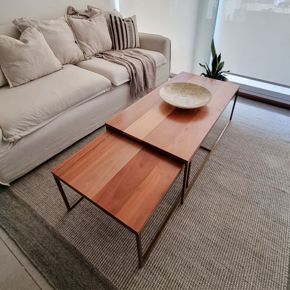 mesa de centro rectangular madera roble