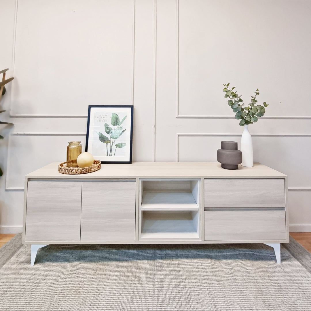 mueble rack madera clara