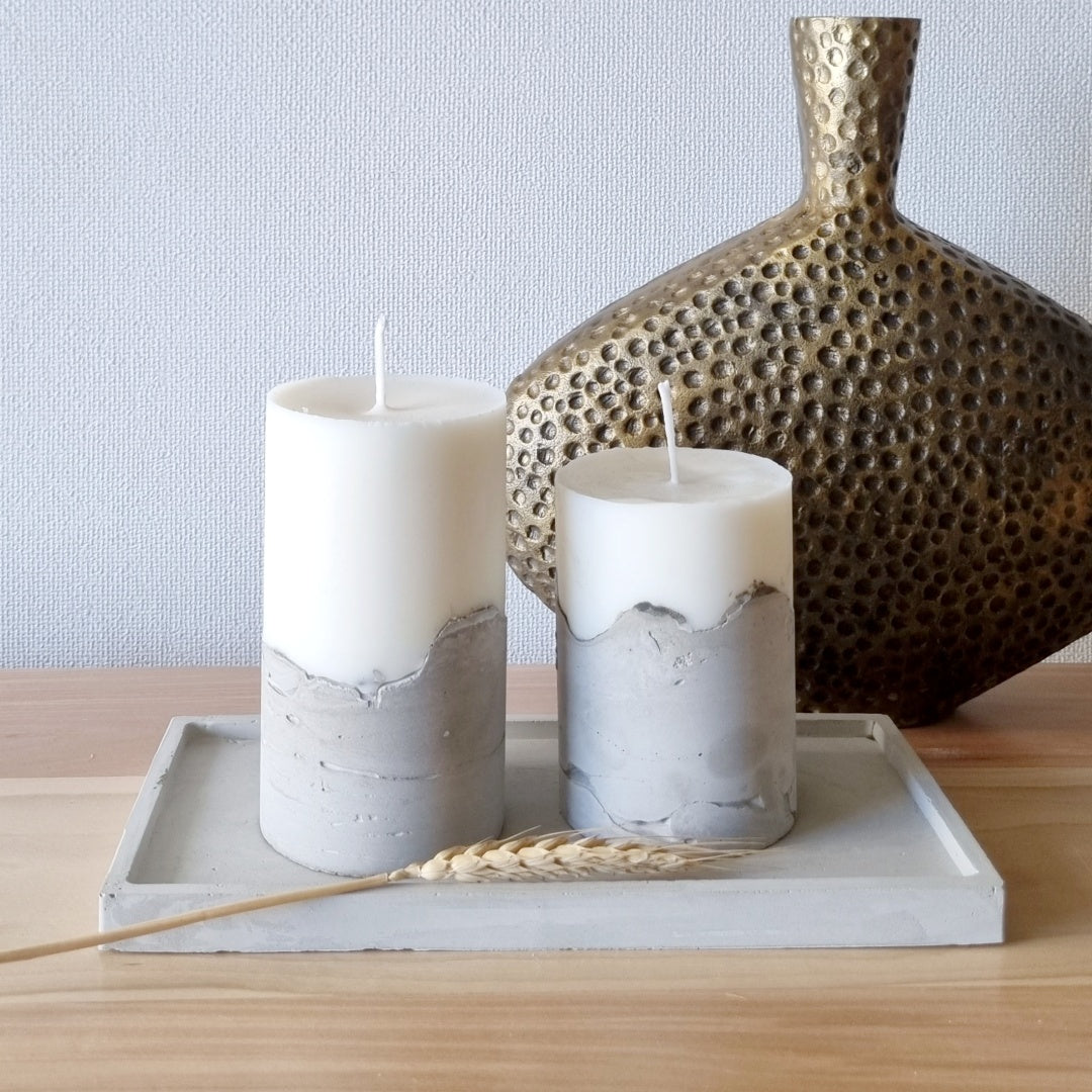 Set de Velas (10 cm, 13 cm) + Bandeja decorativa de cemento Rectangular